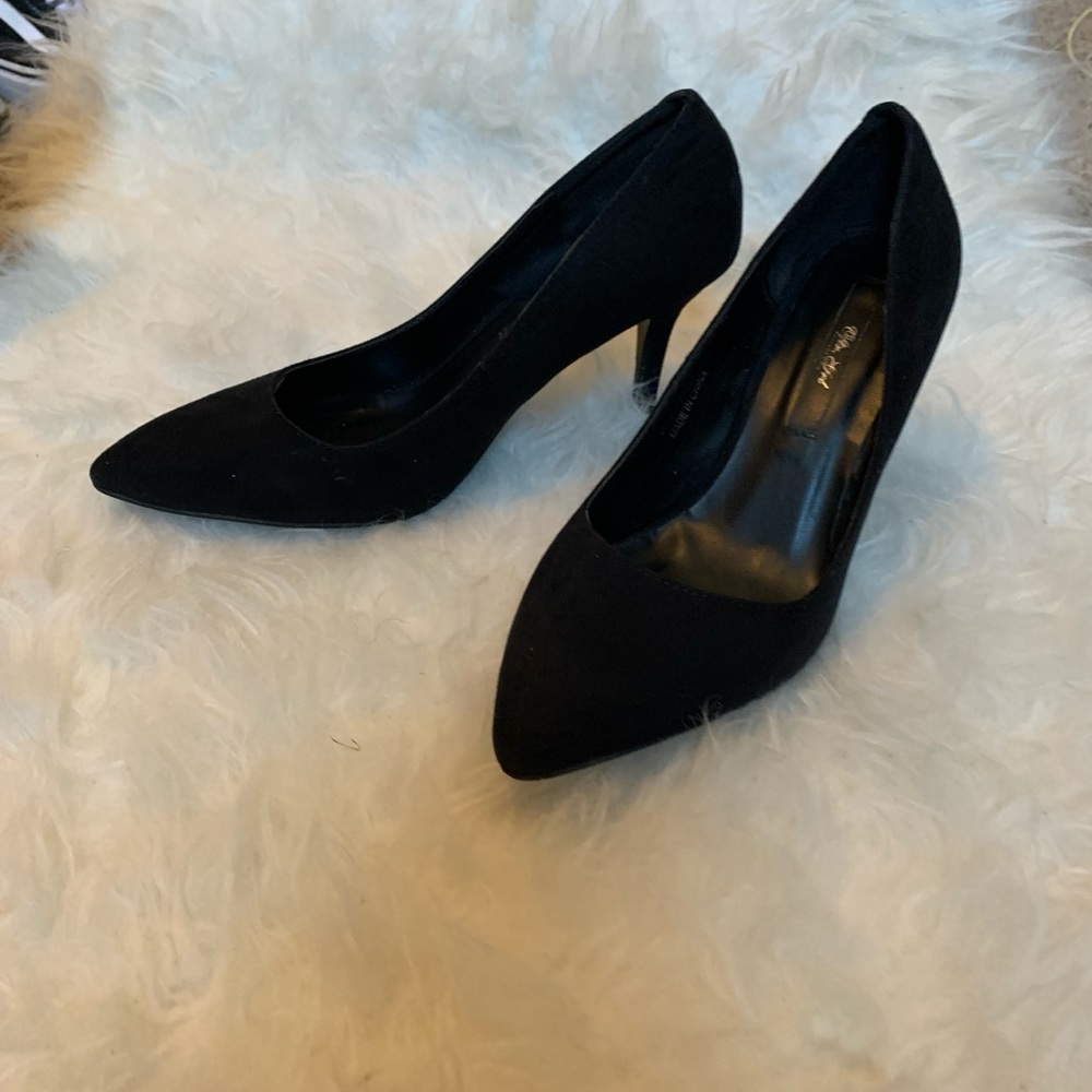 Pointed heels - Picture 2 of 2